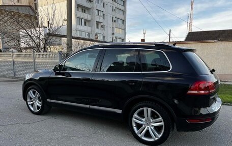 Volkswagen Touareg III, 2010 год, 15 фотография