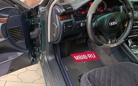 Audi A8, 1997 год, 720 000 рублей, 14 фотография