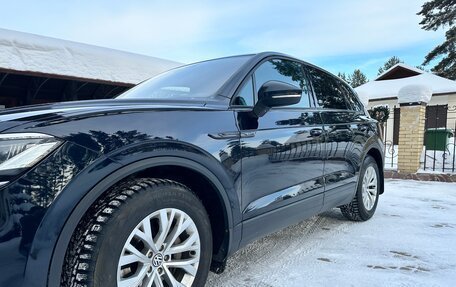 Volkswagen Touareg III, 2018 год, 4 700 000 рублей, 11 фотография