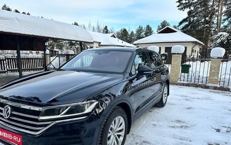 Volkswagen Touareg III, 2018 год, 4 700 000 рублей, 4 фотография