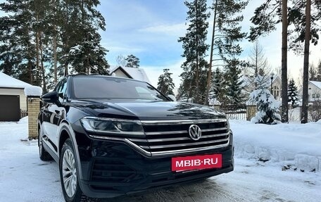 Volkswagen Touareg III, 2018 год, 4 700 000 рублей, 10 фотография