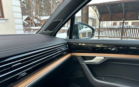 Volkswagen Touareg III, 2018 год, 4 700 000 рублей, 30 фотография