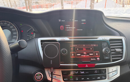 Honda Accord IX рестайлинг, 2013 год, 1 850 000 рублей, 10 фотография