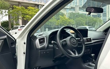 Mazda 3, 2019 год, 1 230 000 рублей, 8 фотография