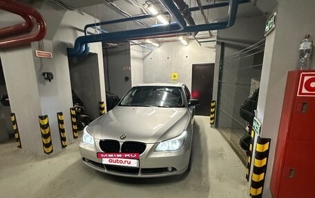 BMW 5 серия, 2003 год, 820 000 рублей, 2 фотография