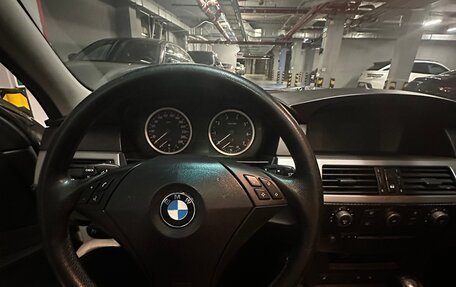 BMW 5 серия, 2003 год, 820 000 рублей, 14 фотография