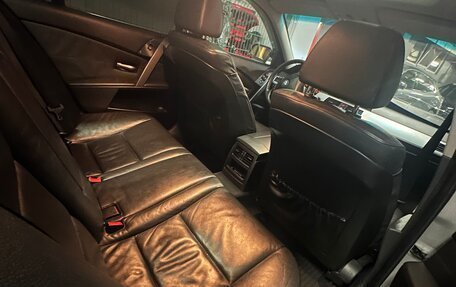 BMW 5 серия, 2003 год, 820 000 рублей, 15 фотография