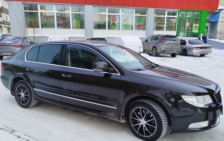 Skoda Superb III рестайлинг, 2012 год, 1 050 000 рублей, 1 фотография