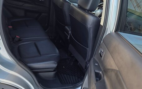 Mitsubishi Outlander III рестайлинг 3, 2014 год, 1 700 000 рублей, 19 фотография