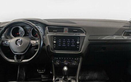 Volkswagen Tiguan II, 2020 год, 2 726 900 рублей, 6 фотография