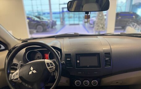 Mitsubishi Outlander III рестайлинг 3, 2008 год, 759 000 рублей, 12 фотография