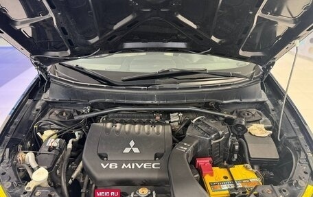 Mitsubishi Outlander III рестайлинг 3, 2008 год, 759 000 рублей, 8 фотография