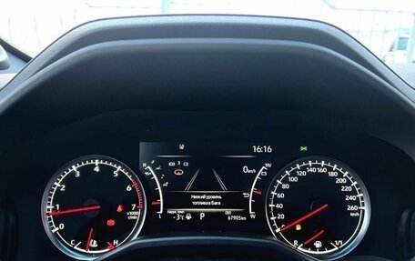 Toyota Land Cruiser, 2022 год, 11 900 000 рублей, 12 фотография