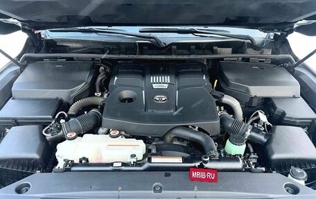 Toyota Land Cruiser, 2022 год, 11 900 000 рублей, 10 фотография