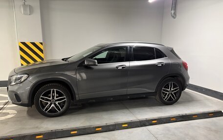 Mercedes-Benz GLA, 2018 год, 2 899 999 рублей, 3 фотография