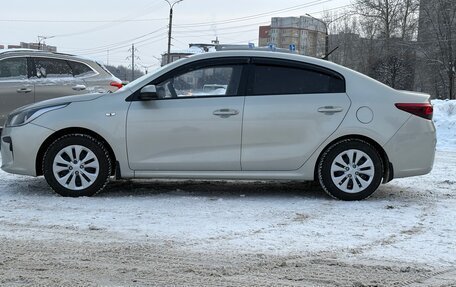 KIA Rio IV, 2018 год, 1 367 000 рублей, 3 фотография