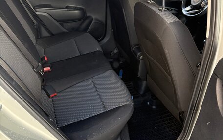 KIA Rio IV, 2018 год, 1 367 000 рублей, 12 фотография