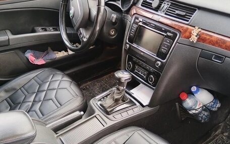 Skoda Superb III рестайлинг, 2012 год, 1 050 000 рублей, 4 фотография