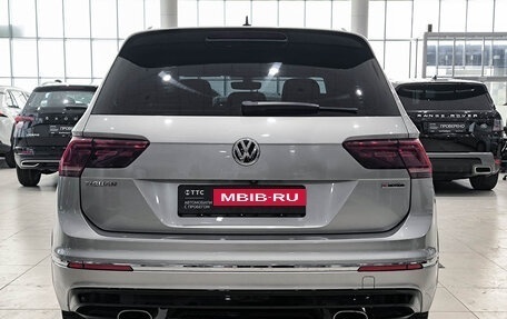 Volkswagen Tiguan II, 2018 год, 2 250 000 рублей, 7 фотография