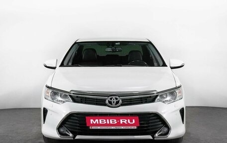 Toyota Camry, 2017 год, 2 400 000 рублей, 2 фотография