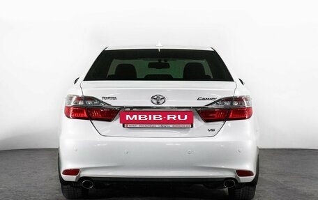 Toyota Camry, 2017 год, 2 400 000 рублей, 3 фотография