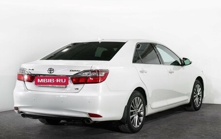 Toyota Camry, 2017 год, 2 400 000 рублей, 4 фотография