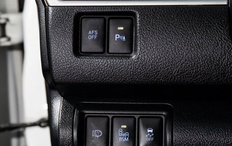 Toyota Camry, 2017 год, 2 400 000 рублей, 17 фотография