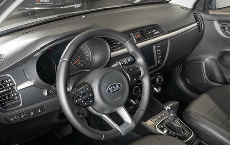 KIA Rio IV, 2018 год, 1 220 000 рублей, 5 фотография