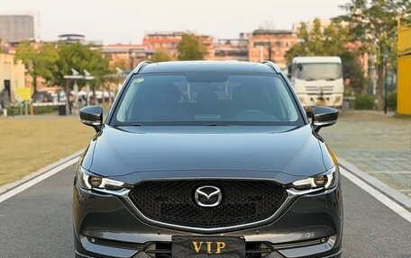 Mazda CX-5 II, 2017 год, 1 830 000 рублей, 2 фотография