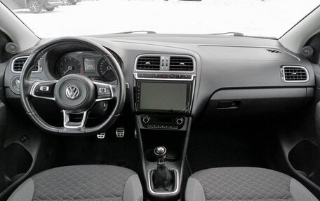 Volkswagen Polo VI (EU Market), 2018 год, 1 200 000 рублей, 17 фотография