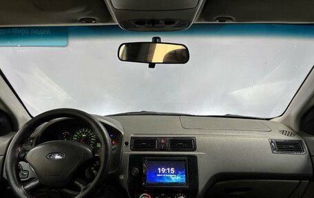 Ford Focus IV, 2004 год, 235 000 рублей, 12 фотография