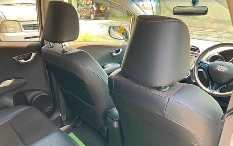 Honda Fit Shuttle I рестайлинг, 2013 год, 890 000 рублей, 11 фотография