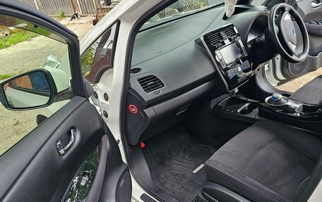 Nissan Leaf I, 2017 год, 1 250 000 рублей, 9 фотография