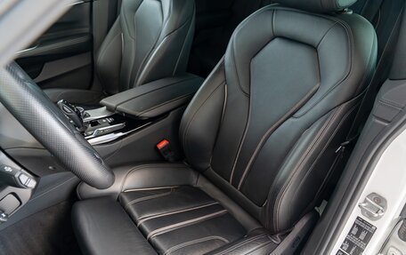 BMW 6 серия, 2018 год, 3 950 000 рублей, 14 фотография