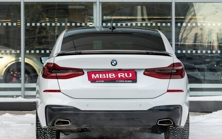 BMW 6 серия, 2018 год, 3 950 000 рублей, 10 фотография