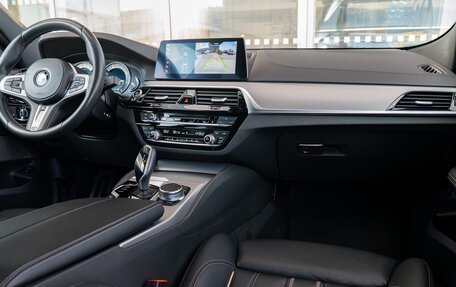 BMW 6 серия, 2018 год, 3 950 000 рублей, 27 фотография