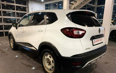 Renault Kaptur I рестайлинг, 2017 год, 1 385 000 рублей, 5 фотография