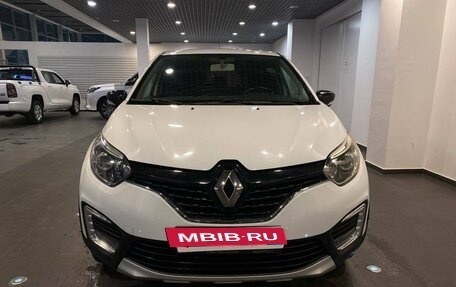 Renault Kaptur I рестайлинг, 2017 год, 1 385 000 рублей, 8 фотография