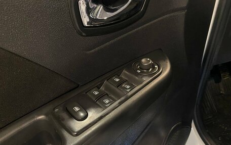 Renault Kaptur I рестайлинг, 2017 год, 1 385 000 рублей, 21 фотография