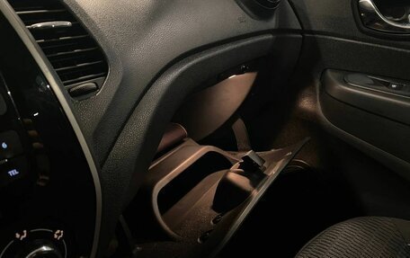 Renault Kaptur I рестайлинг, 2017 год, 1 385 000 рублей, 29 фотография