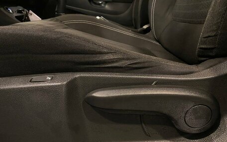 Renault Kaptur I рестайлинг, 2017 год, 1 385 000 рублей, 32 фотография