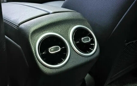 Mercedes-Benz A-Класс, 2022 год, 1 900 000 рублей, 18 фотография