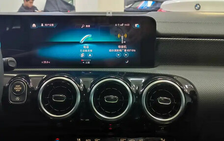 Mercedes-Benz A-Класс, 2022 год, 1 900 000 рублей, 22 фотография