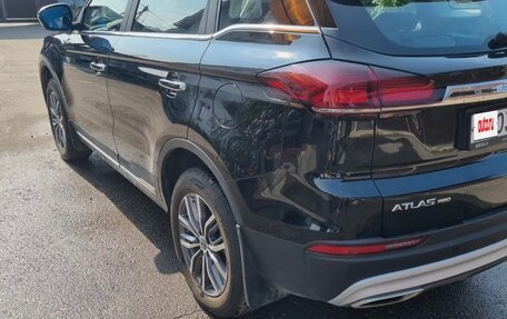 Geely Atlas, 2024 год, 3 000 000 рублей, 4 фотография