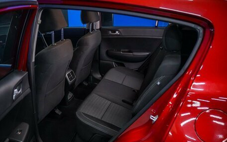 KIA Sportage IV рестайлинг, 2018 год, 2 220 000 рублей, 14 фотография