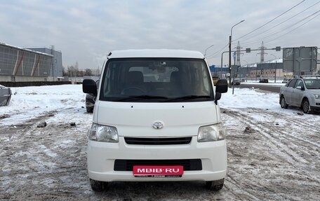 Toyota Town Ace IV, 2017 год, 1 650 000 рублей, 1 фотография