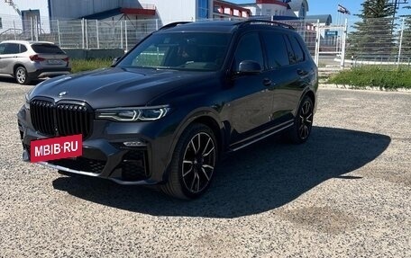 BMW X7, 2019 год, 9 000 000 рублей, 3 фотография