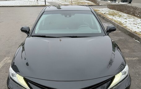 Toyota Camry, 2018 год, 2 999 999 рублей, 6 фотография