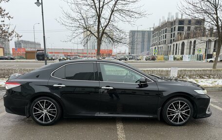 Toyota Camry, 2018 год, 2 999 999 рублей, 9 фотография