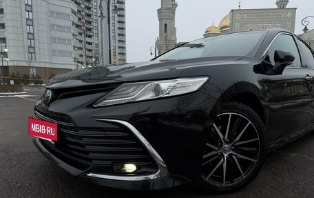 Toyota Camry, 2018 год, 2 999 999 рублей, 8 фотография